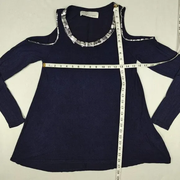 Vintage Havana Distressed Silver Trim Cold Shoulder Tunic Top Size S Y2K Flowy - Picture 9 of 9